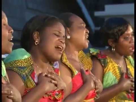 NIONGOZE   Tumaini Shangilieni Choir