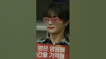 Đeo kính màu đỏ mới chệu =))))