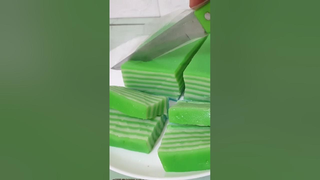 Kue Lapis Tepung Beras yg kenyal, gurih dan nikmat~