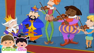 Old King Cole 👑  | Classic Nursery Rhymes & Songs for Kids 🎵 @Charlie-Lola Resimi