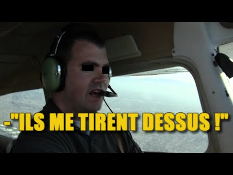 UN HOMME ESSAYE D'ATTERRIR SUR LA ZONE 51