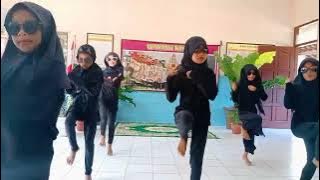 GOYANG NASI PADANG -  SD N 02 BLORONG