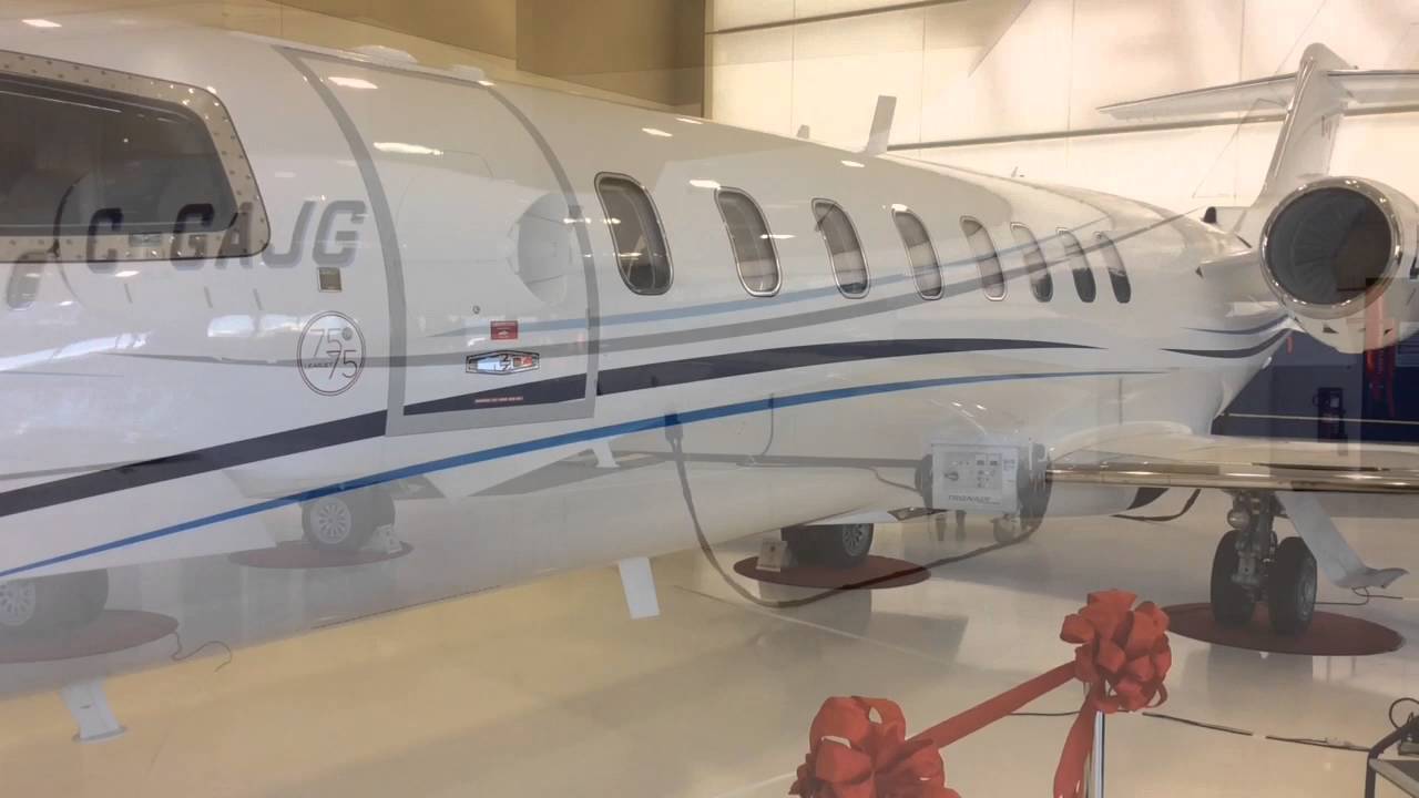 75th Learjet 75 delivery