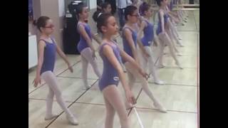 Tan Sağtürk Akademi Trabzon'da Bale dersindeyiz