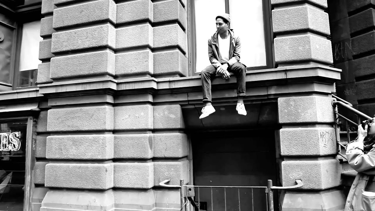 Ricoh GR - Shoot the Street