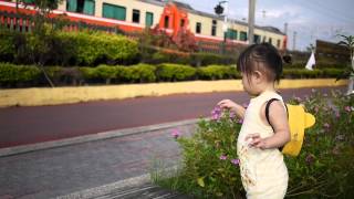 20120813_小草莓在二水車站看火車(1Y9M16D)
