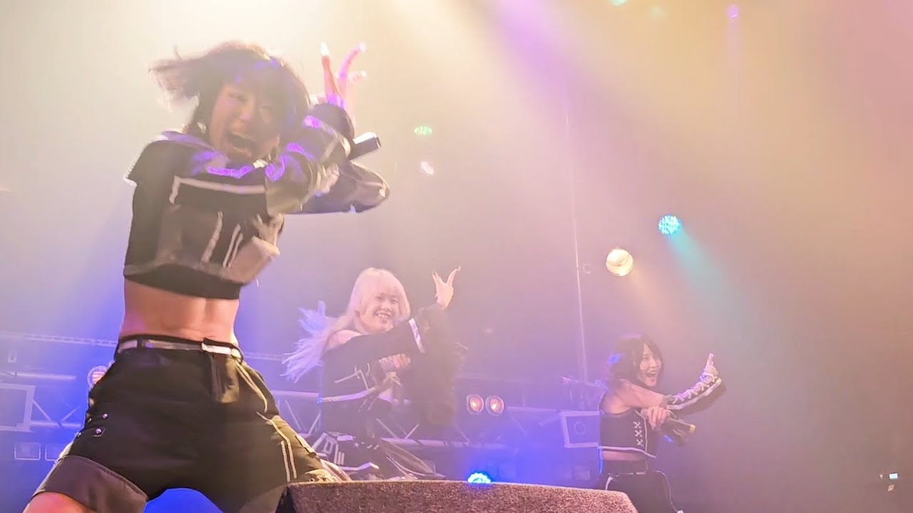 AZ-ON『フ.レ.ラ.バ！』