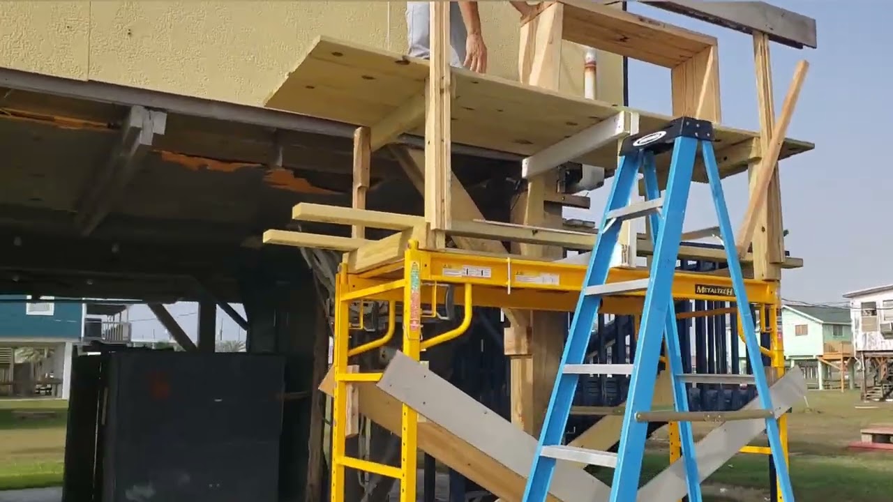 NAY SƠN NHÀ TƯỞNG MÀU XÁM CHANH & VIỄN THÌ XÁM ĐÂM ,3 ANH EM PHỤ BA MẸ LÀM VIỆC 