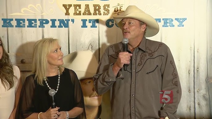 Country Music Hall Of Fame To Feature Alan Jackson Exhibit - YouTube