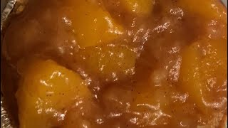 Mini Peach Cobbler Cheesecakes