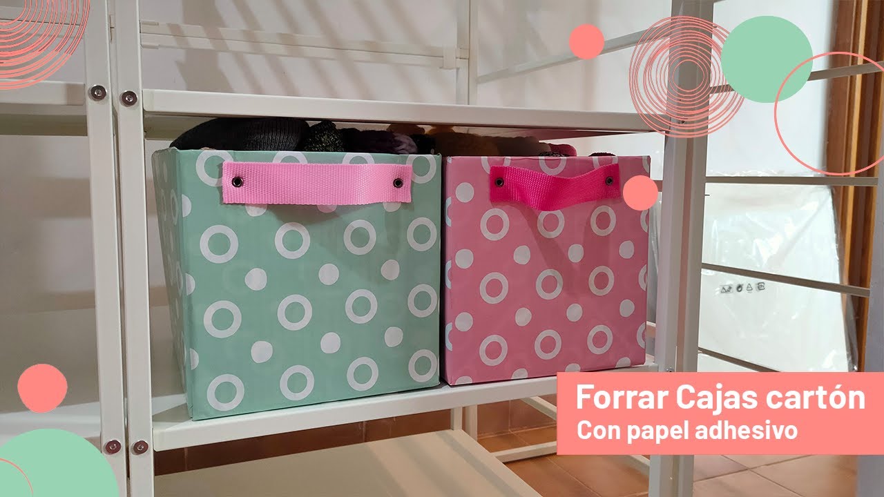 Cuaderno forrado con terciopelo adhesivo y papel decorado