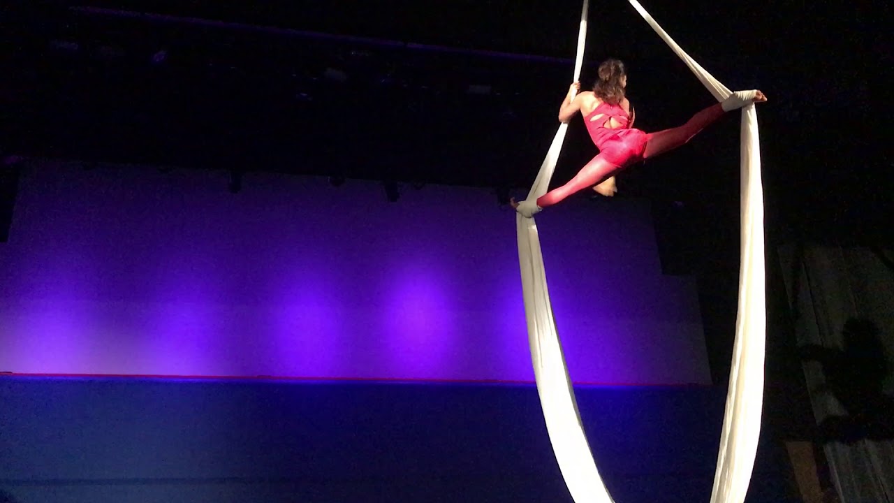 Acrotainment-2018 Aerial Silks Act   Skylar Coutinho