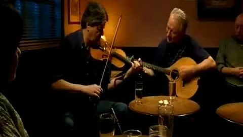 Dnal Lunny and Paddy Glackin - Jimmy Ward's jig