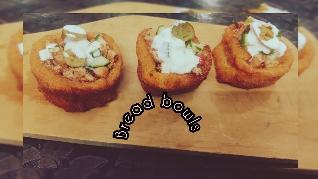 Kids lunch bread pockets with garlic sauce