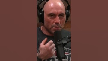 Joe Rogan - How does screen time destroy sleep? - with Matthew Walker