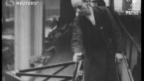 Christmas pressure at the Mount Pleasant Post Office (1929)