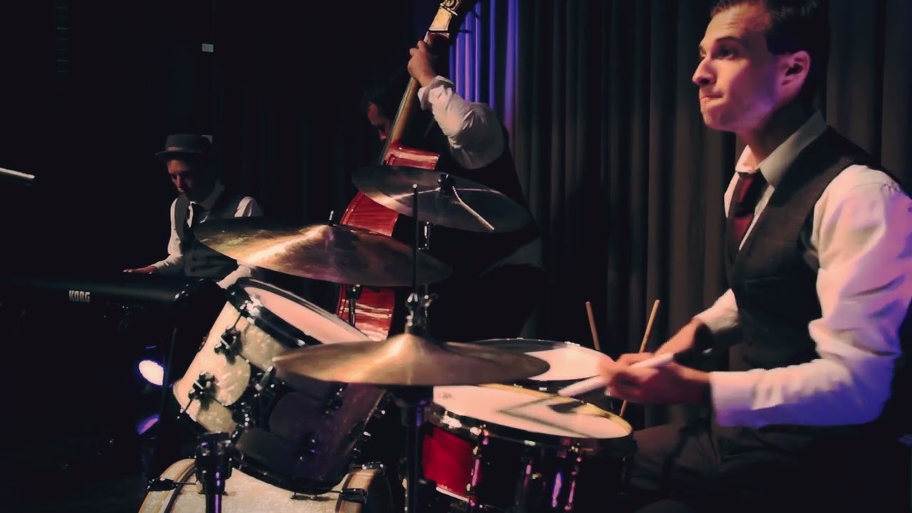 The Lounge Jazz Trio | UK Jazz trio for hire