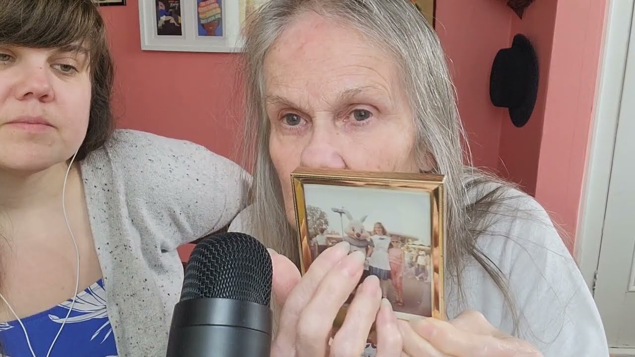 mom does ASMR!
