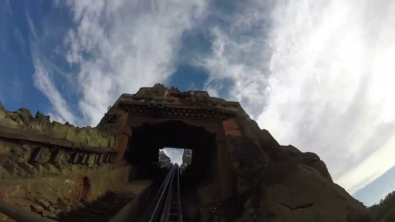 Expedition Everest Front Row Ride Thru Orlando, FL