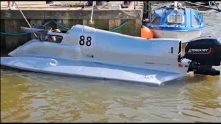 Powerboat racing oulton broad the pits