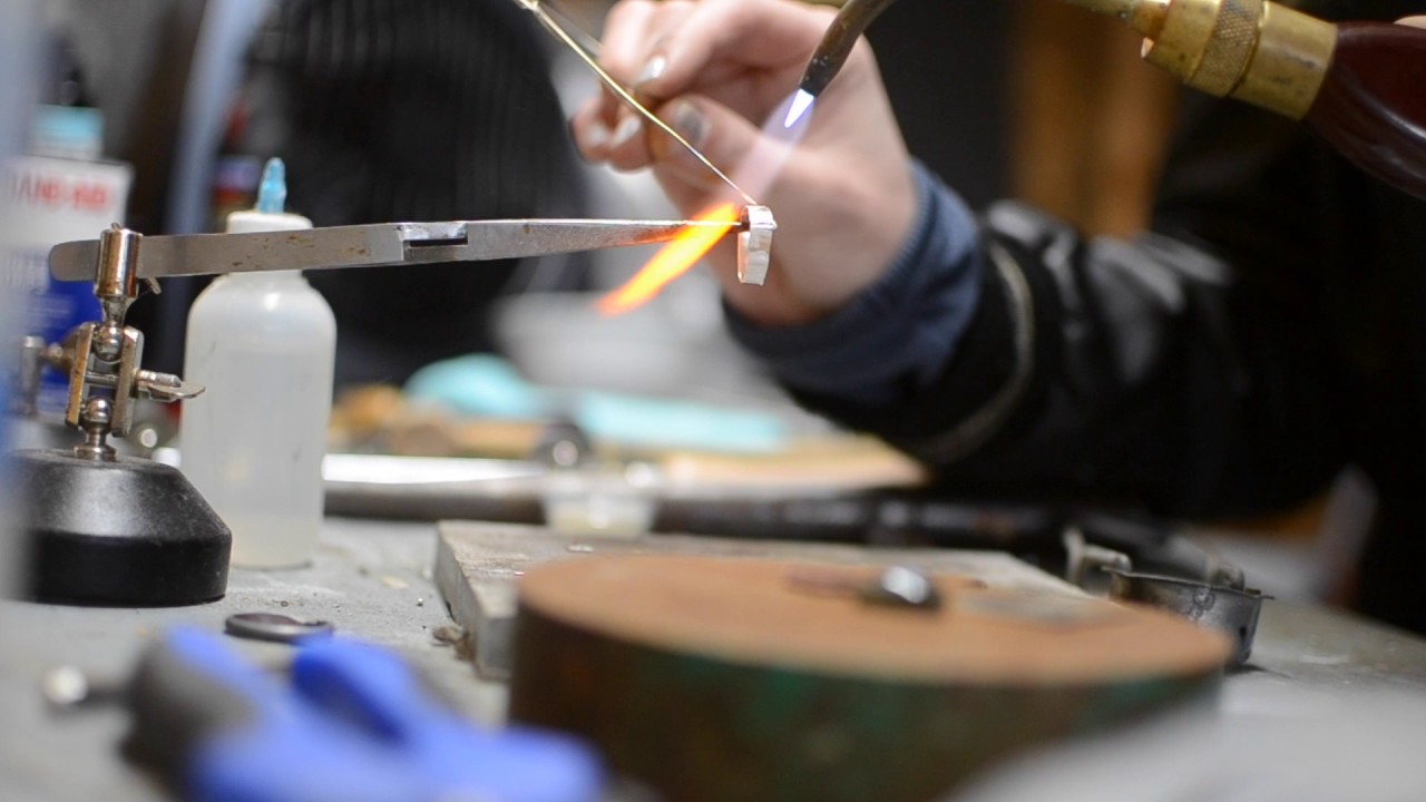 Soldering a bezel YouTube