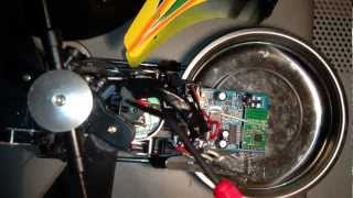 Wl v912 swash plate leveling instruction MOD. At the end I nudge the servo arm. Repeat servo bind.