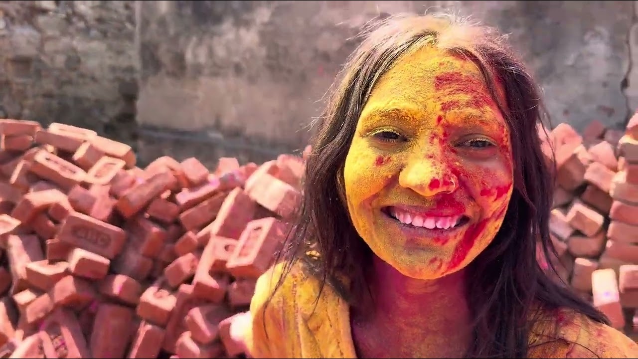 Kuch ऐसे बनाई हमने Holi 😅 | Varsha Yadav | @Chika_yadav @varshayadav3532 #chikayadavvlog 