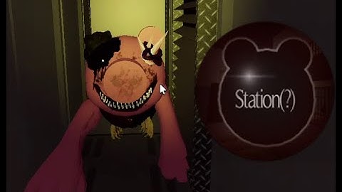 (WARNING FLASHING LIGHTS, STROBE) How to Beat Chapter 2 "STATION" in Piggy The Result of Isolation