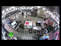 Novi snimak s "Ataturka": Iznervirani terorista baca pušku (VIDEO)