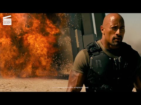 G.I. Joe: Retaliation: Roadblock saves the world (HD CLIP)