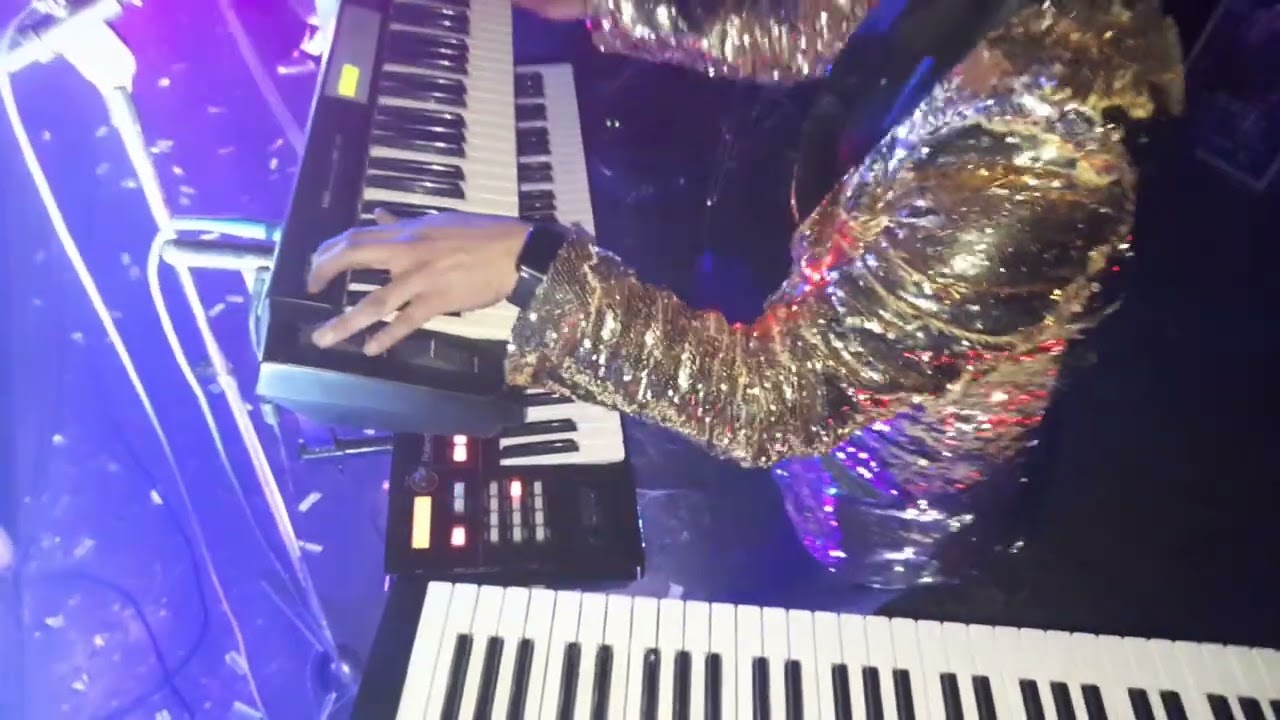 Grupo Bru+ en vivo 2023 (puerto divino)