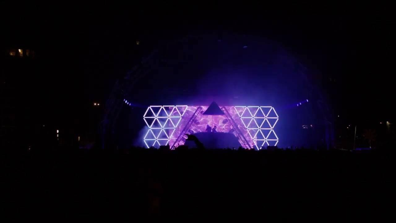 Robot Rock at Ostend Beach festival (2024)