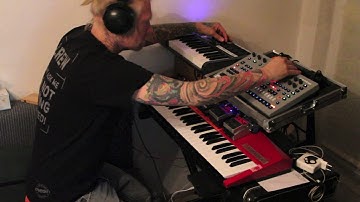 Maskinoperatör Friday Night Jam Session AKA. Blonde with Toys