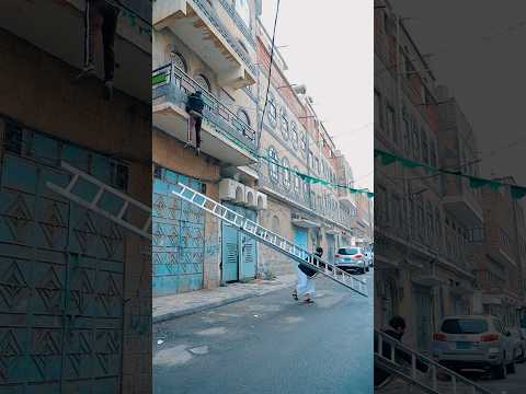 مصطفى المومري مع ابليس