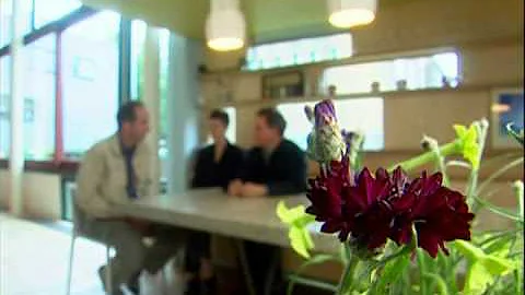 Grand Designs (S01E07REV) - "The House of Straw"