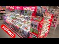 Let's have a look at this big Schleich animal figure display in the Dreamland Middelburg.  Mp3 Song