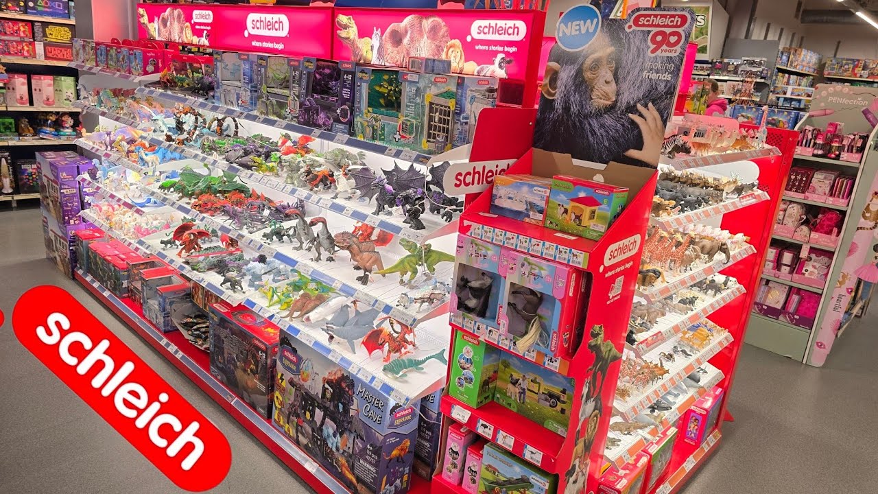 Давайте взглянем на эту большую выставку фигурок животных от Schleich в парке Dreamland Middelburg.