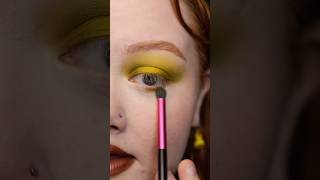 Green Halo Eye Tutorial! #makeuptutorial #makeup #makeupartist #eyeshadow #eyeshadowtutorial