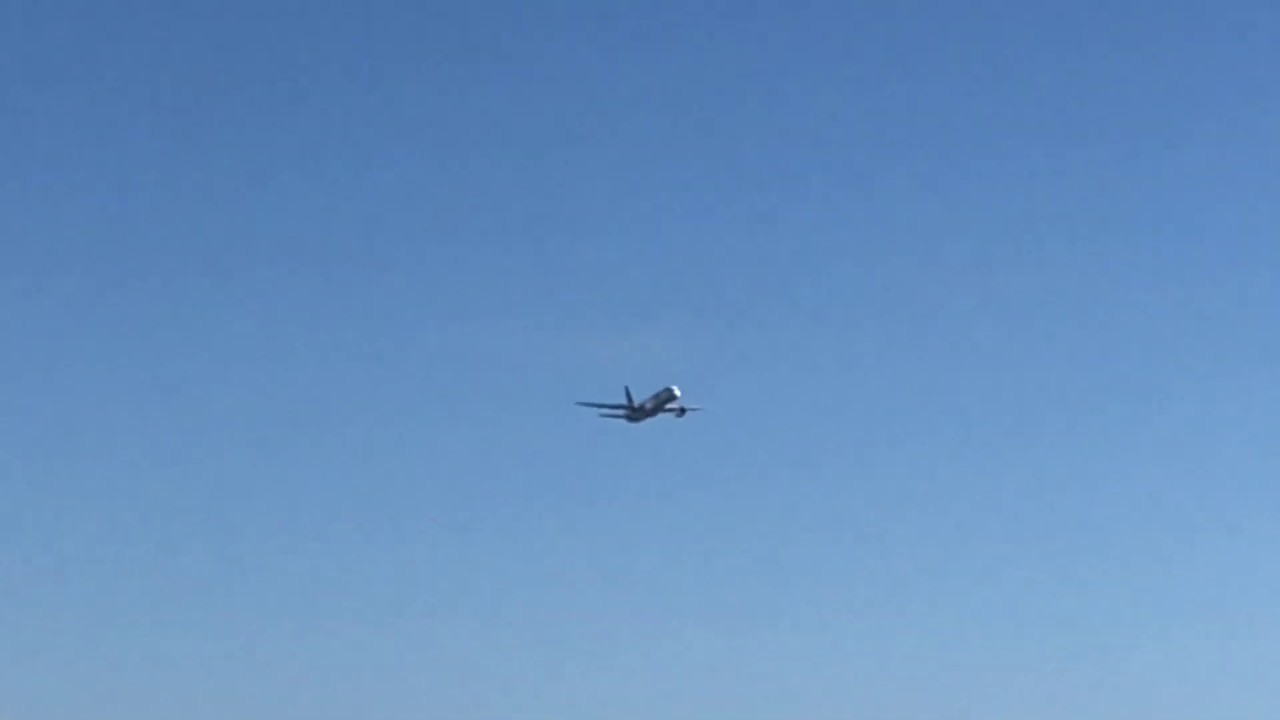 Huntington Beach Airshow 2019 FedEx 757-200F