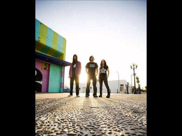 Watch Totimoshi - Opus on YouTube Watch Totimoshi - Opus on YouTube
