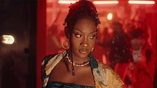 Tems – “Move Slow” (Music Video)