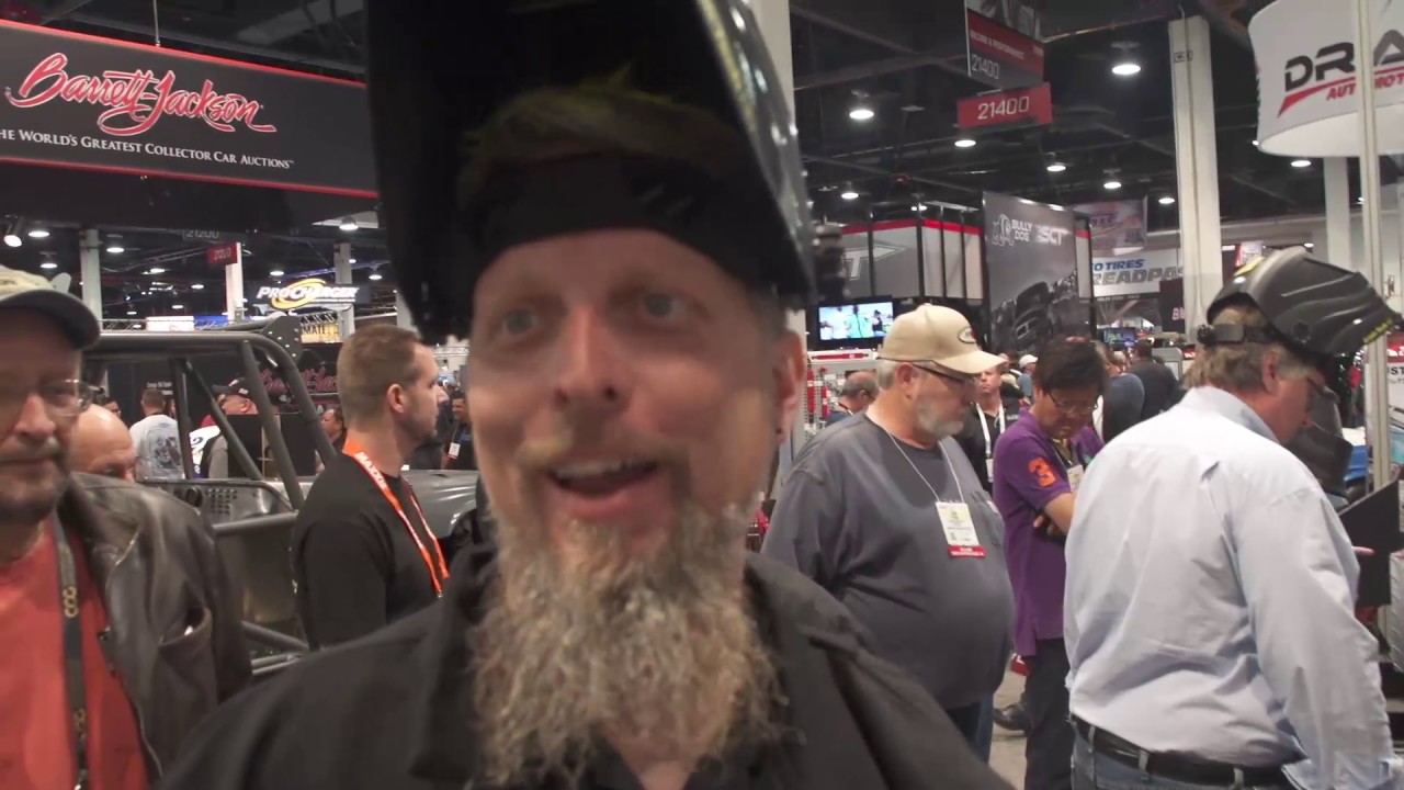rebelde Mark Michelsen Uses Rebel 235 to MIG Aluminum at SEMA 2016