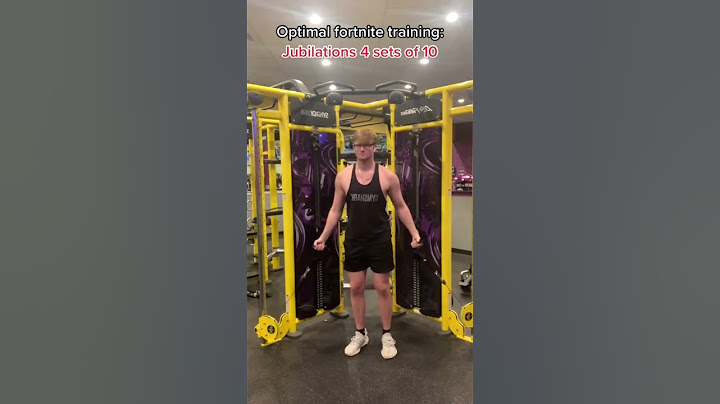 Optimal Fortnite training #gymcomedy #workout #gym #shorts #fortnite