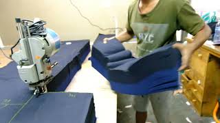 : Proses Cutting Bahan Kaos Oblong Menggunakan Mesin Potong - Potong Bahan Kaos Oblong Konveksi