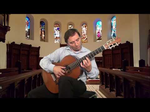 J.S.Bach Fugue BWV 997 performed by Viktor Vidović