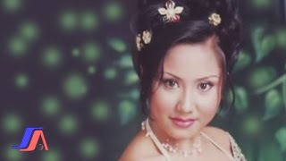 Cucun Novia - Waru Doyong (Official Music Video)