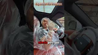🚗 Compró una guagua nueva y él junto a su familia se pusieron forros plásticos para no ensuciarla😂