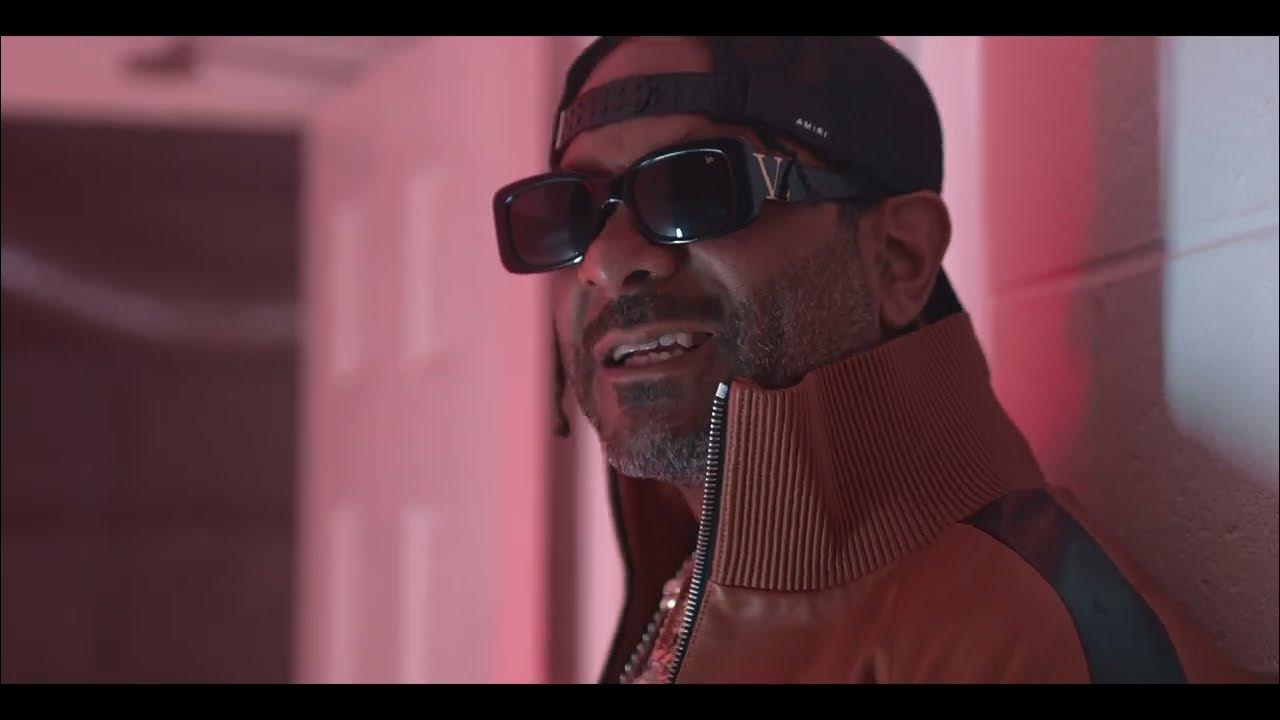 Lobby Boyz [Jim Jones & Maino] Off the Leash ft Holy (Official Music