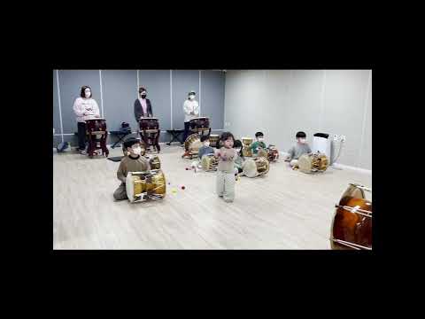 모리아이 원데이클래스 이벤트 어린이들과 함께 즐겨보는 떵기떵기 타악기체험.  사물놀이 난타