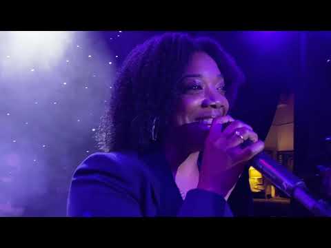 Ella Mai’s “Booed Up” Covered During Karaoke Night